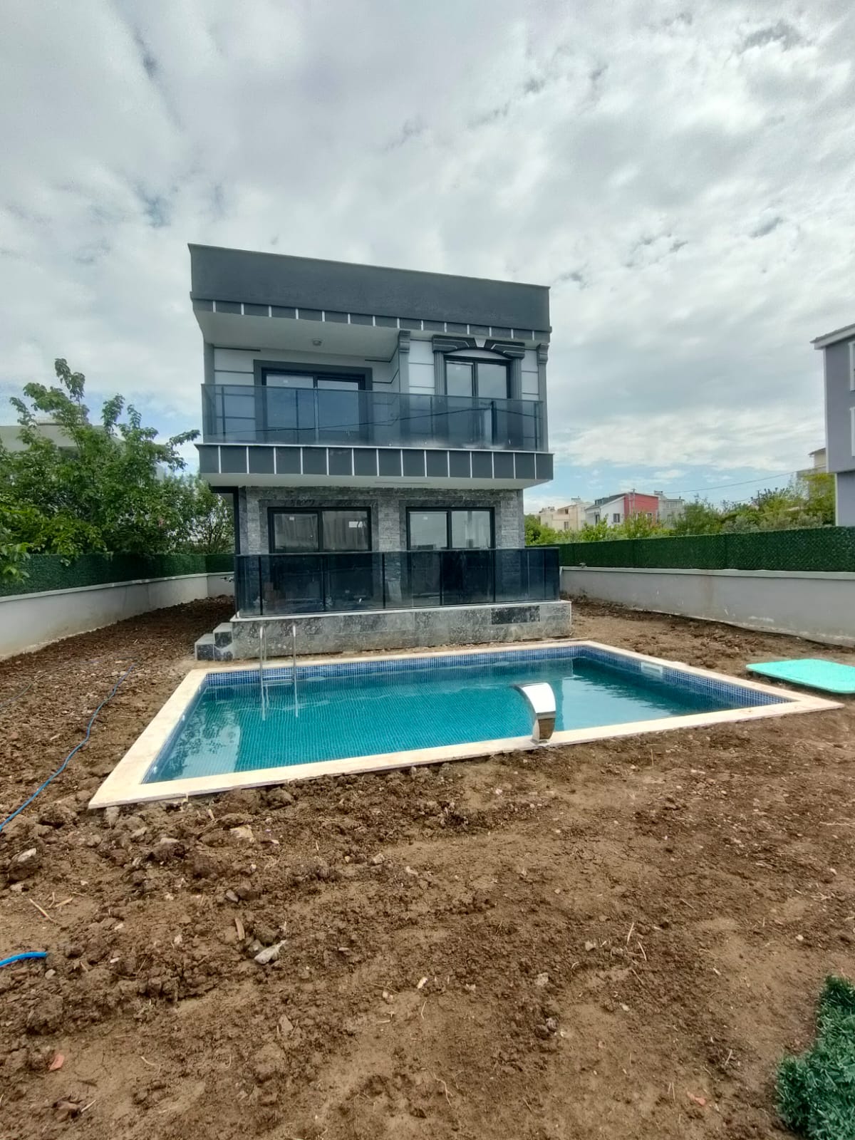 TOPRAK HAVUZ SİSTEMLERİ